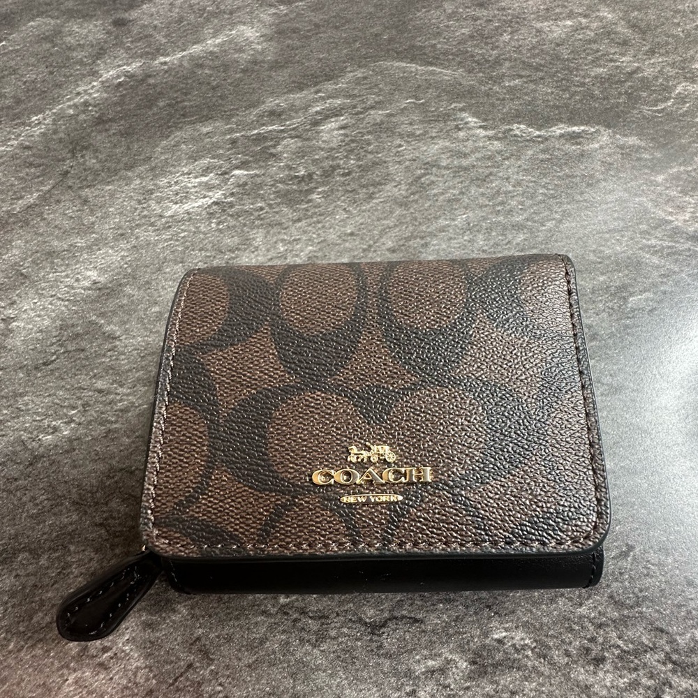 Coach Signature Small Compact Tri-Fold Wallet Black/Brown